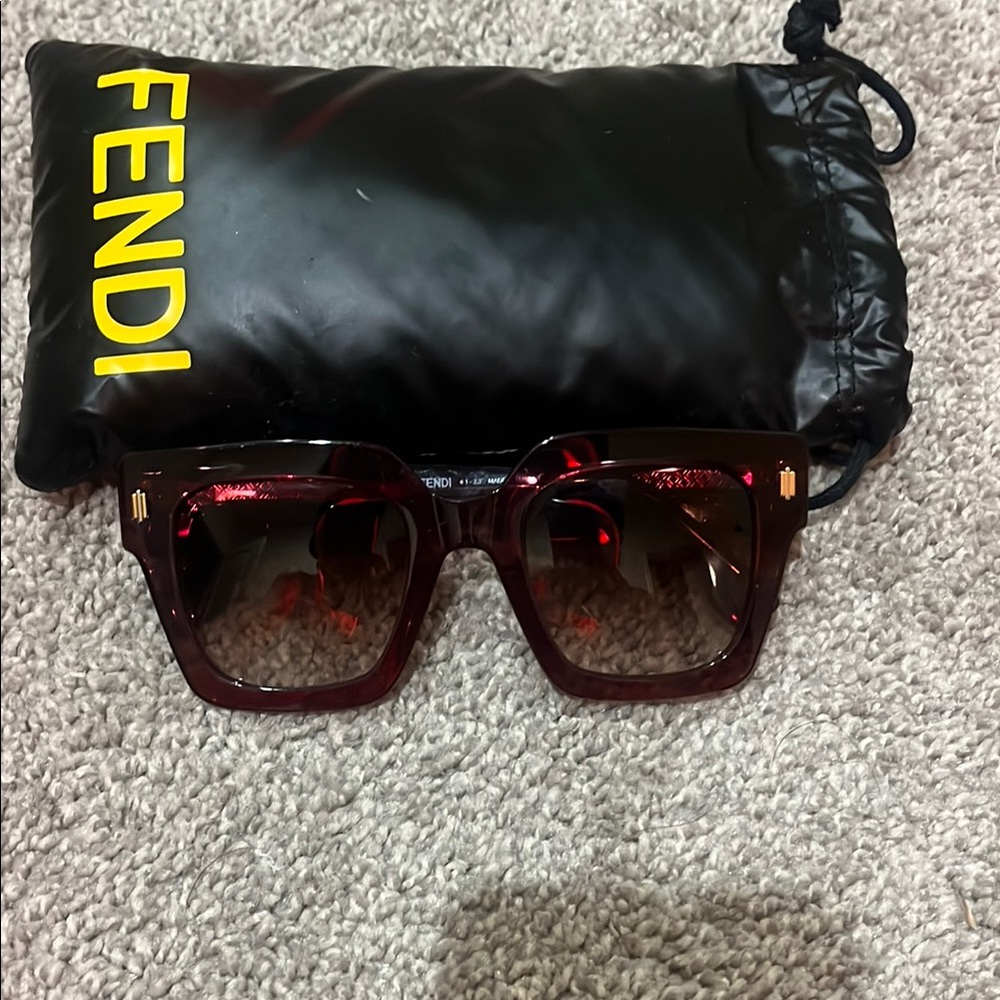 Fendi women sunglasses